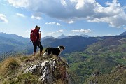 107  Da un cocuzzolo bella vista verso la Val Taleggio e le Grigne